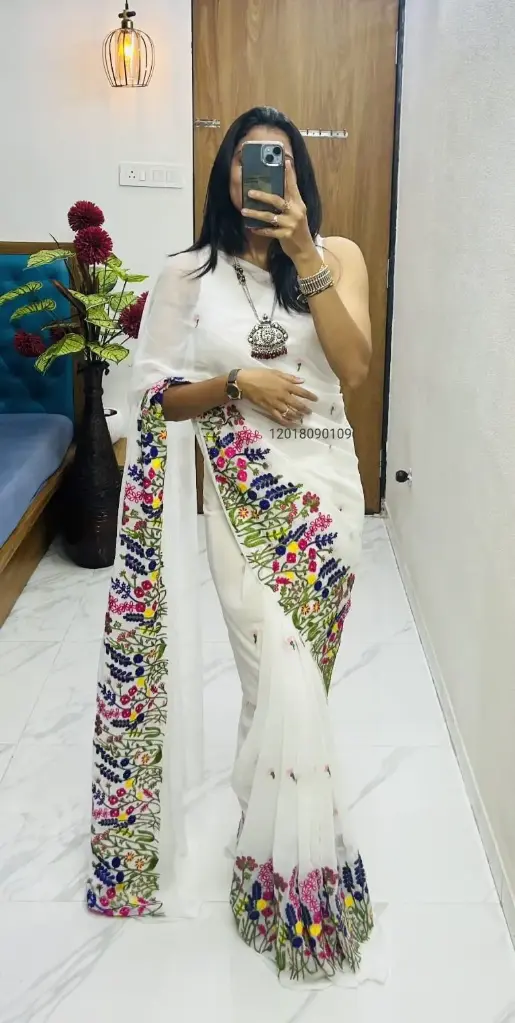 Linen Chiffon White Saree With Elegant Scallop Embroidery Work