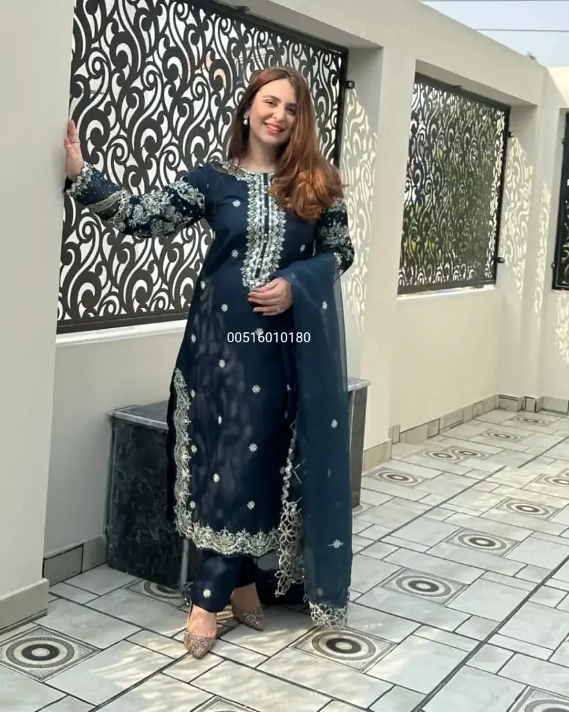 Natural Crepe Partywear Kurti-Pant Set With Dupatta