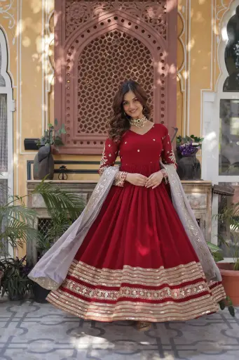 Faux Blooming with Embroidery Zari Sequins-work Gown with Dupatta