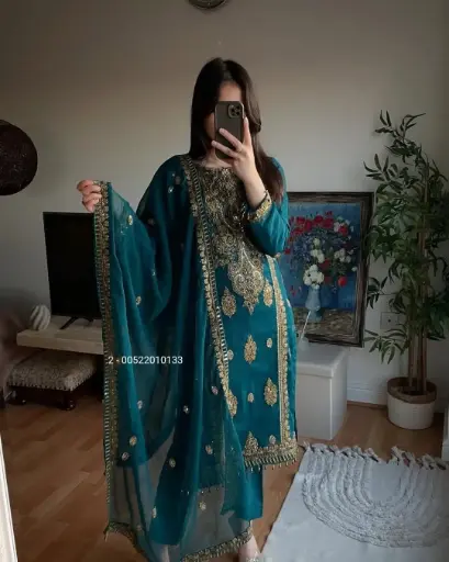 Pakistani Partywear Heavy Chinon Silk Embroidered Suit Set